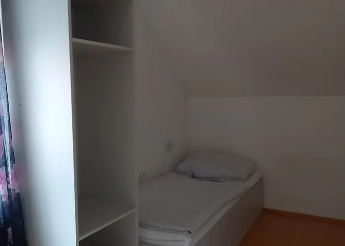 Dieunterkunft Neutillmitsch